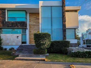 Casa en Venta en Villa Verona, Zapopan.