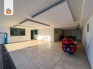 Casa en Venta en Villa Verona, Zapopan.