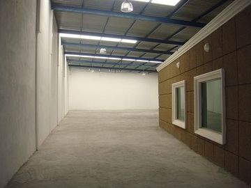 Bodega en Renta 450m2, Burócratas Moctezuma