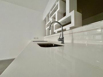 Venta loft divisible balcón Villa Pueyrredón
