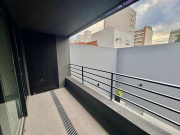Venta loft divisible balcón Villa Pueyrredón