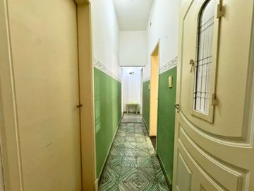 CASA EN VENTA 4 AMBIENTES EN LONGCHAMPS