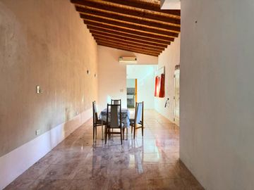 CASA EN VENTA 4 AMBIENTES EN LONGCHAMPS