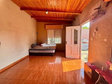 CASA 3 AMB S/LOTE DE 226 M2 LANÚS PERMUTA