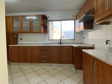 AMPLIA PROPIEDAD EN CONDOMINIO