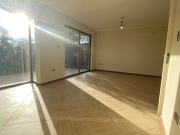 AMPLIA PROPIEDAD EN CONDOMINIO