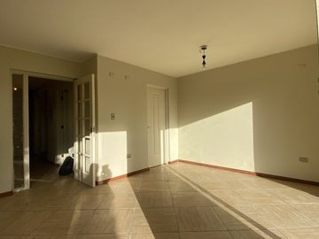 AMPLIA PROPIEDAD EN CONDOMINIO
