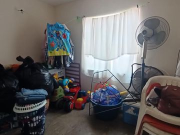 Casa de un piso y 2 recámaras en Fracc. Paseo de las Palmas. Cerca de Tejería y Cd. Industrial