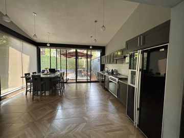 Casa en Fraccionamiento Bugambilias