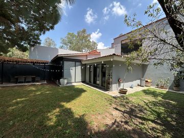 Casa en Fraccionamiento Bugambilias