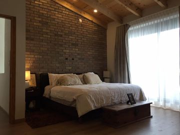 VENTA Casa de 450 m2 en LA TOSCANA RESIDENCIAL - Zona CARRETERA NACIONAL en Monterrey, Nuevo León.