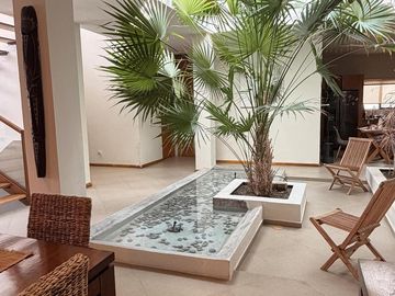 VENTA Casa de 450 m2 en LA TOSCANA RESIDENCIAL - Zona CARRETERA NACIONAL en Monterrey, Nuevo León.