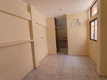 Venta Casa esquinera 5 habitaciones con terraza Durán GinS
