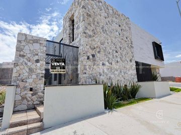 CASA EN VENTA EN FRACC HARANA CHIHUAHUA, CHIH.