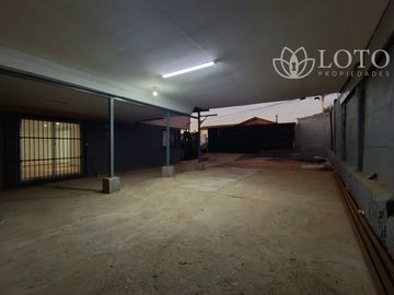 Se vende Amplia Casa 5 dormitorios, sector Achupallas.