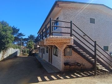 Venta de 9 departamentos turísticos con vista al mar en El Quisco.