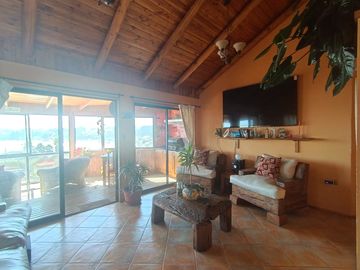 Conjunto turístico cabañas y casa lujosa de veraneo en El Quisco. Alta rentabilidad.