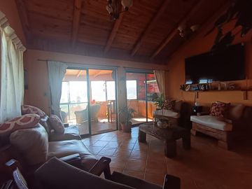 Conjunto turístico cabañas y casa lujosa de veraneo en El Quisco. Alta rentabilidad.