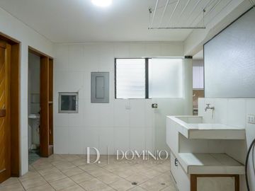 Departamento Flat Frente a Parque | 1er Piso con Terraza en Chacarilla