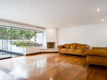 Departamento Flat Frente a Parque | 1er Piso con Terraza en Chacarilla