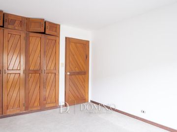Departamento Flat Frente a Parque | 1er Piso con Terraza en Chacarilla