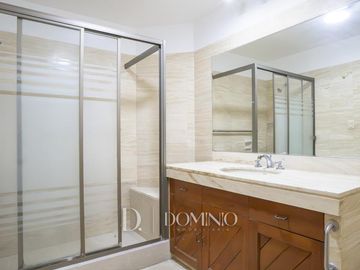 Departamento Flat Frente a Parque | 1er Piso con Terraza en Chacarilla
