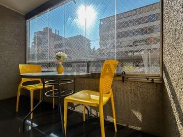 Venta 2D 2B Remodelado en Barrio Las Lilas