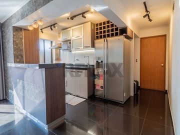 Venta 2D 2B Remodelado en Barrio Las Lilas