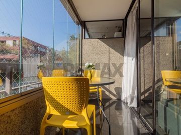 Venta 2D 2B Remodelado en Barrio Las Lilas