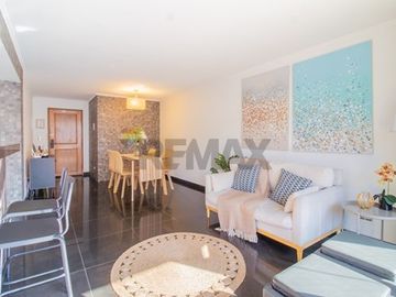 Venta 2D 2B Remodelado en Barrio Las Lilas