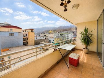 AMPLIO DEPARTAMENTO EN VENTA SECTOR SUR