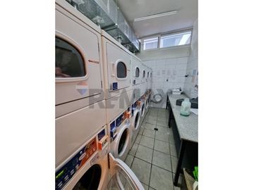 VENTA DE DPTO, CON EXCELENTE UBICACION.