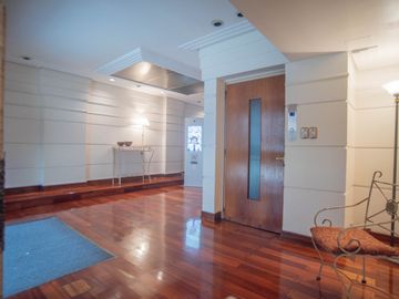 Venta | Semipiso | 4 dormitorios | Hab. de servicio | Cochera fija | Baulera | SUM | Palier privado | Flores