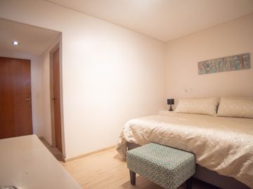 Venta | Semipiso | 4 dormitorios | Hab. de servicio | Cochera fija | Baulera | SUM | Palier privado | Flores