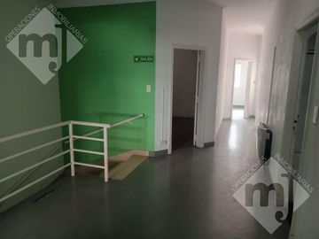 Oficina en S.Fer.-Vias/Centro