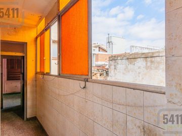Venta PH 4 ambientes a refaccionar con terraza y gran potencial – Terrada 4300, Villa Pueyrredón