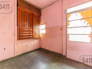 Venta PH 4 ambientes a refaccionar con terraza y gran potencial – Terrada 4300, Villa Pueyrredón
