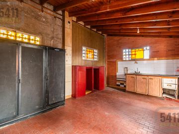 Venta PH 4 ambientes a refaccionar con terraza y gran potencial – Terrada 4300, Villa Pueyrredón