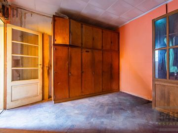 Venta PH 4 ambientes a refaccionar con terraza y gran potencial – Terrada 4300, Villa Pueyrredón