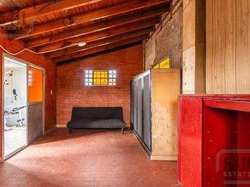 Venta PH 4 ambientes a refaccionar con terraza y gran potencial – Terrada 4300, Villa Pueyrredón