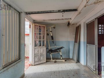 Venta PH 4 ambientes a refaccionar con terraza y gran potencial – Terrada 4300, Villa Pueyrredón