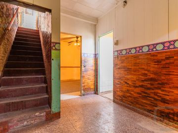 Venta PH 4 ambientes a refaccionar con terraza y gran potencial – Terrada 4300, Villa Pueyrredón