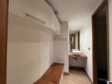 SE VENDE LOCAL COMERCIAL EN REÑACA (CÓD. 604)