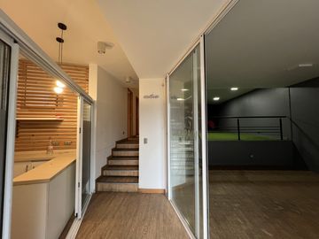SE VENDE LOCAL COMERCIAL EN REÑACA (CÓD. 604)