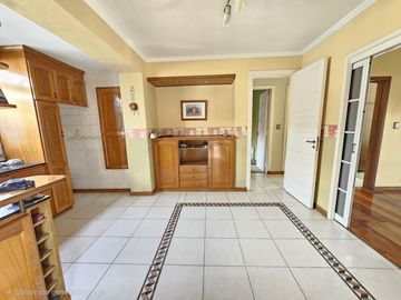 Casa tipo Ph en alquiler en Barrio Parque Bernal
