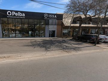 Local en alquiler en San Isidro, excelente visibilidad y accesos