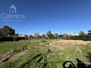 Lote en alquiler en Angel Etcheverry