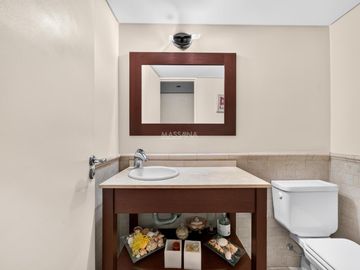 Venta piso 4 ambientes con dependencia, balcón terraza y guardacoches en Las Cañitas