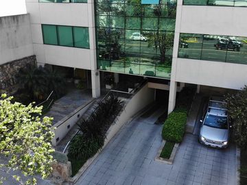 Oficina en venta y alquiler Olivos