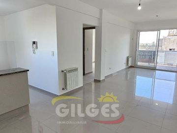 Venta Departamento 2 Amb. Amplios en Ramos Mejía  